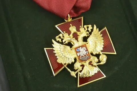 Медаль ордена перед отечеством с мечами