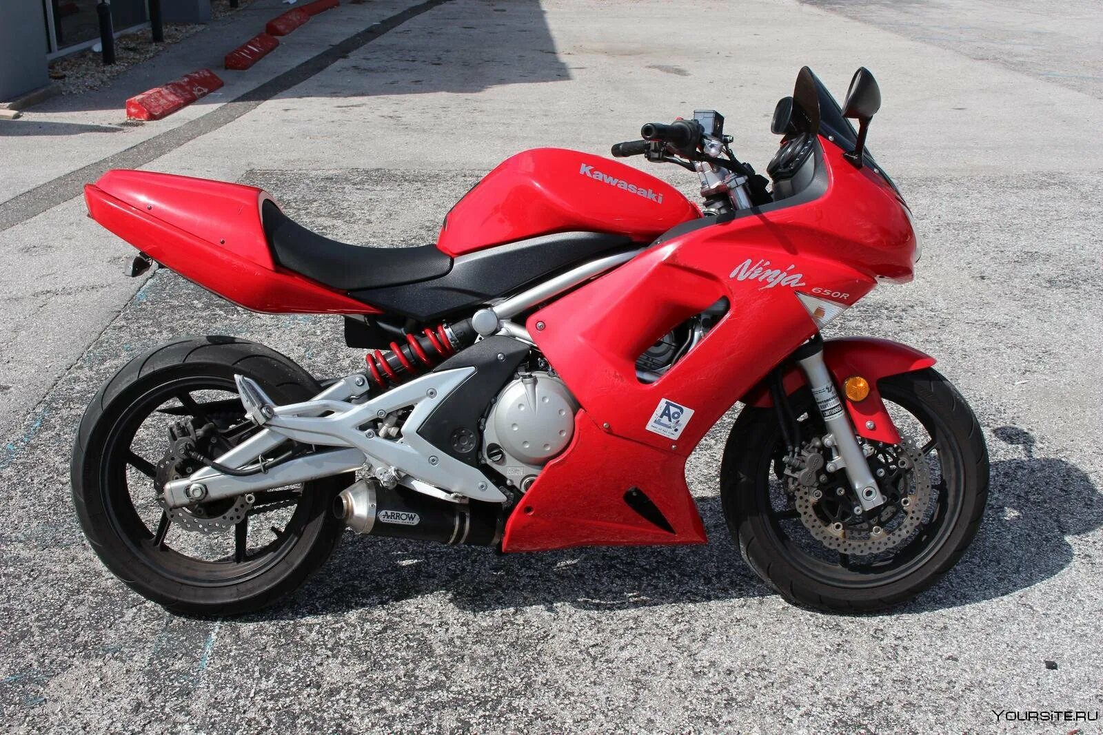 Мот ниндзя. Kawasaki ninja 650 2008. Кавасаки ниндзя 650 красный. Red kawasaki zx6r 2007. Kawasaki ninja 250 красный.