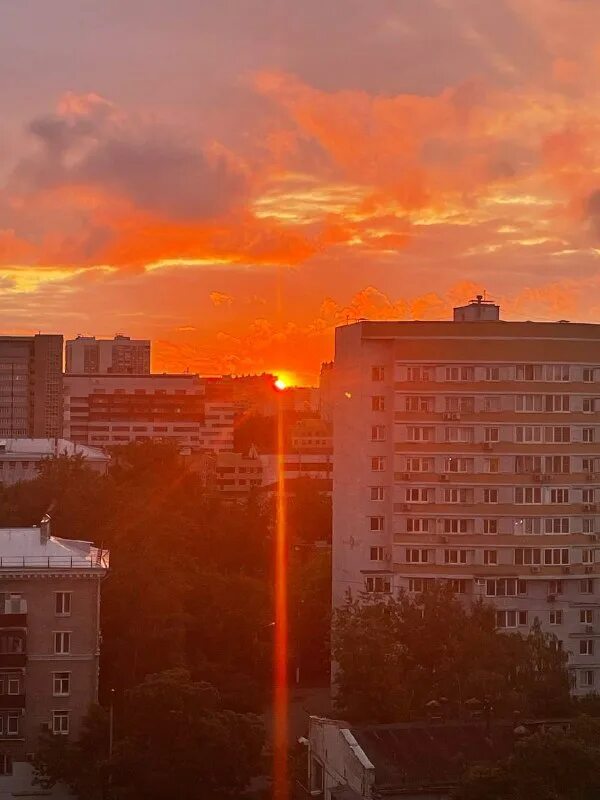 01 2024 закат. ем баунти на закате видео paldovay. закат в москве. настя бигрина дом 2. дом 2 22.