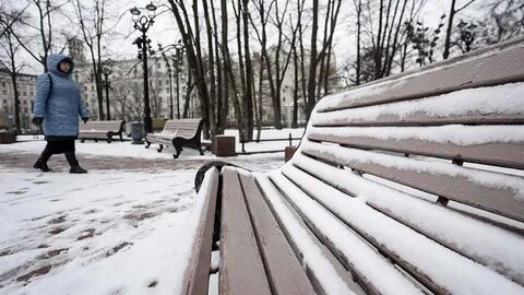 Темнеет в апреле москве