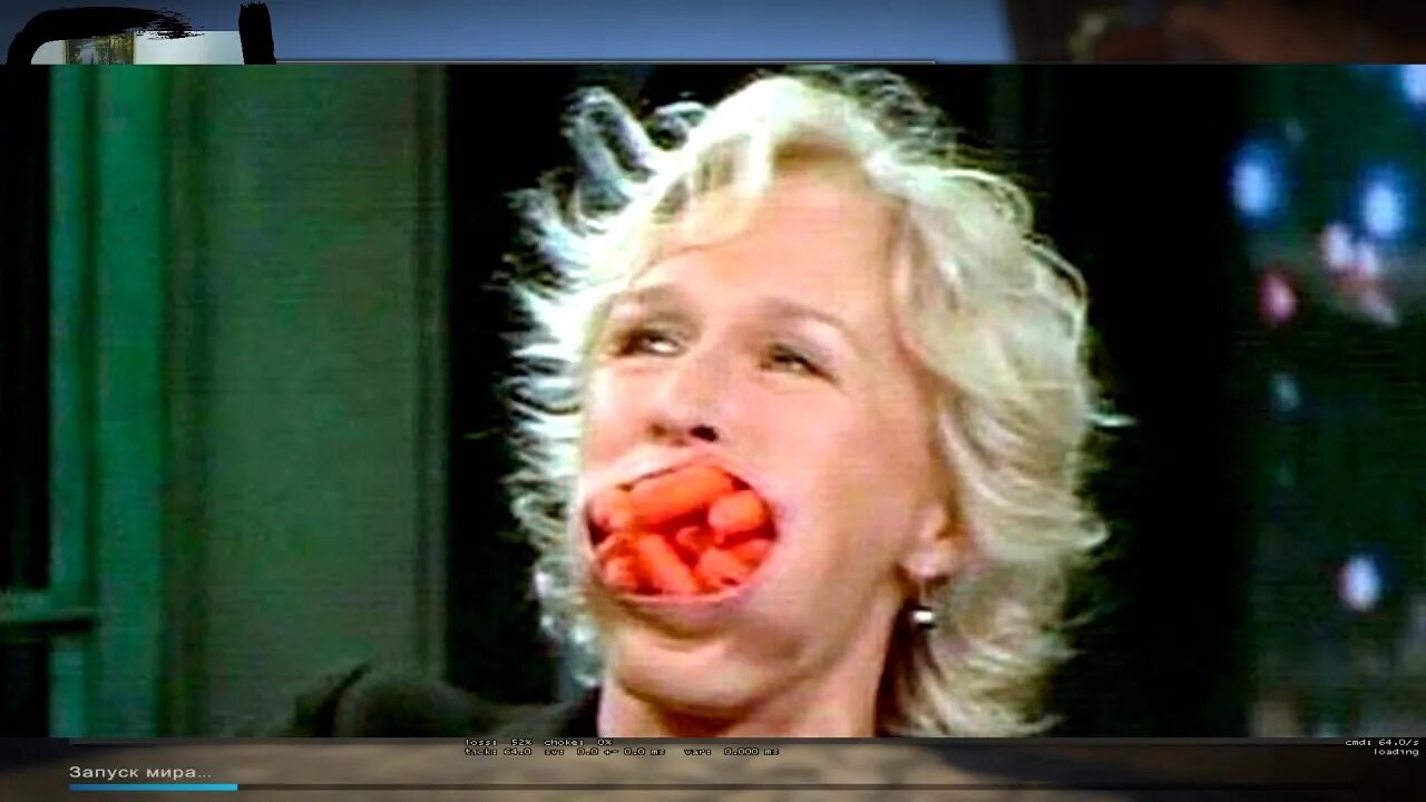 Рот полный сон. Женщина с набитым ртом. Человек с набитом ртом. Чел с набитым ртом. Морковка во рту.