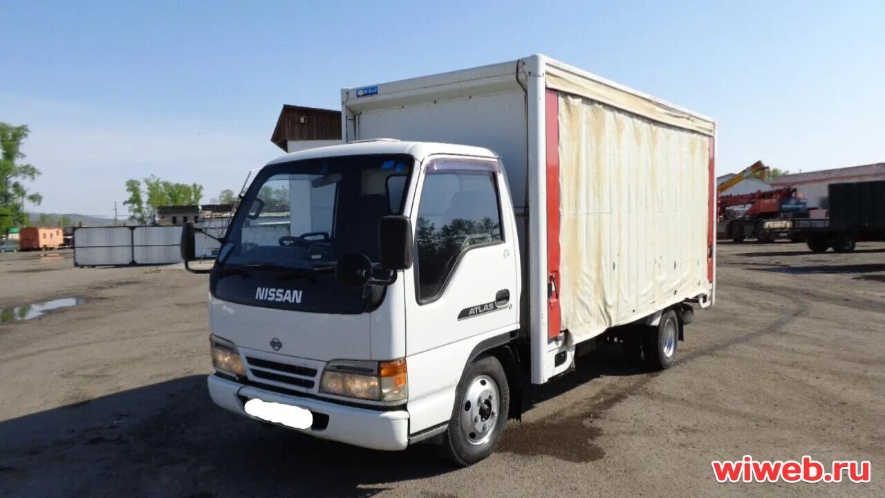 Будка на ниссан ванетт. Nissan atlas 150. Ниссан атлас будка. Ниссан дизель ud будка. Ниссан атлас будка.