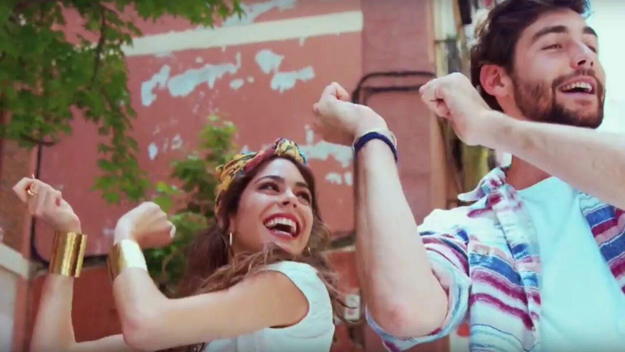 La cintura от alvaro soler. La cintura ноты песни. La cintura. Альваро солер фото. La cintura от alvaro soler.