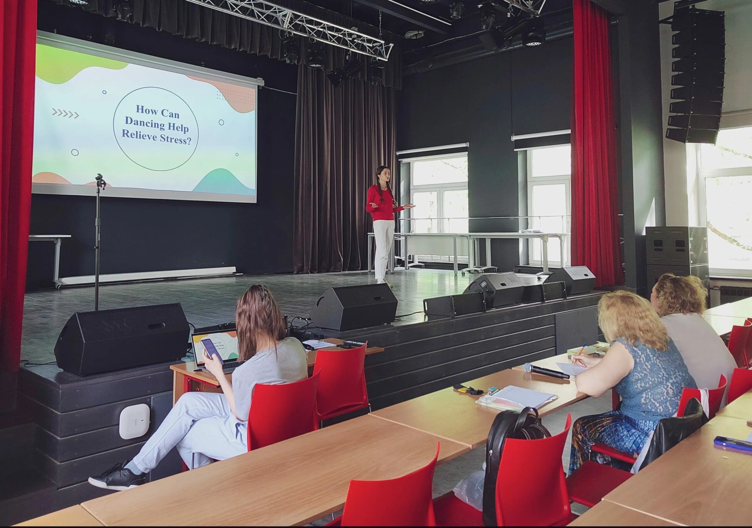 Бой ораторов эмблема. Бой ораторов. Битва ораторов. Эмблема конкурса ораторов "златоуст". Битва ораторов.