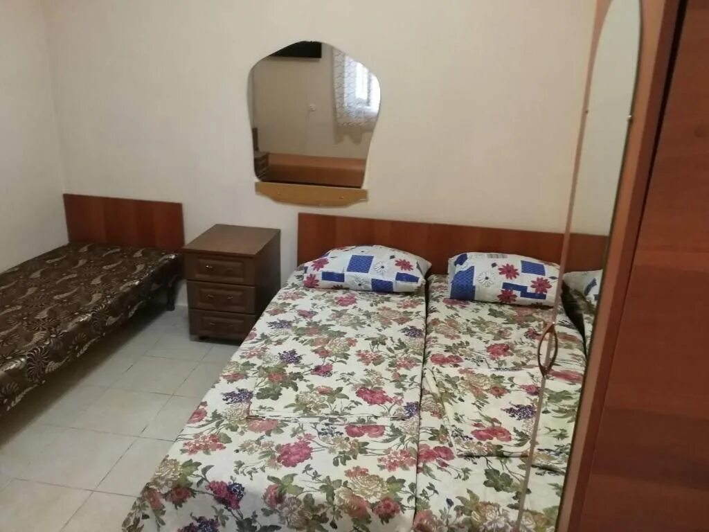 Джубга номера. Гостевой дом звезда в джубге. Джубга гостевые номера. Джубга голубая бухта гостевые дома. Джубга гостевые номера.