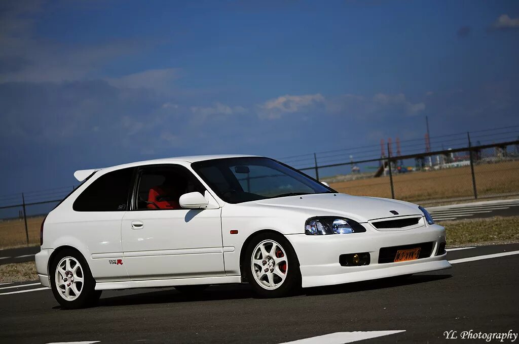 Honda ek9. Honda Civic ek9. Honda Civic Type r ek9. Honda ek9 Type r. Хонда Сивик тайп р ек9.