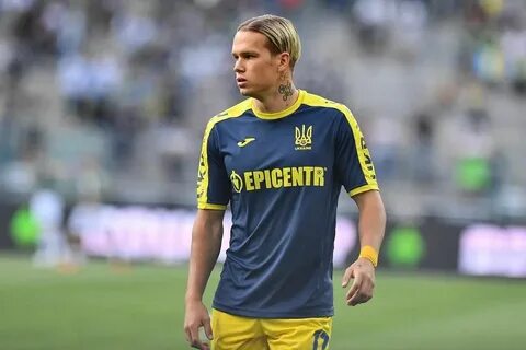 Сколько голов забил мудрик