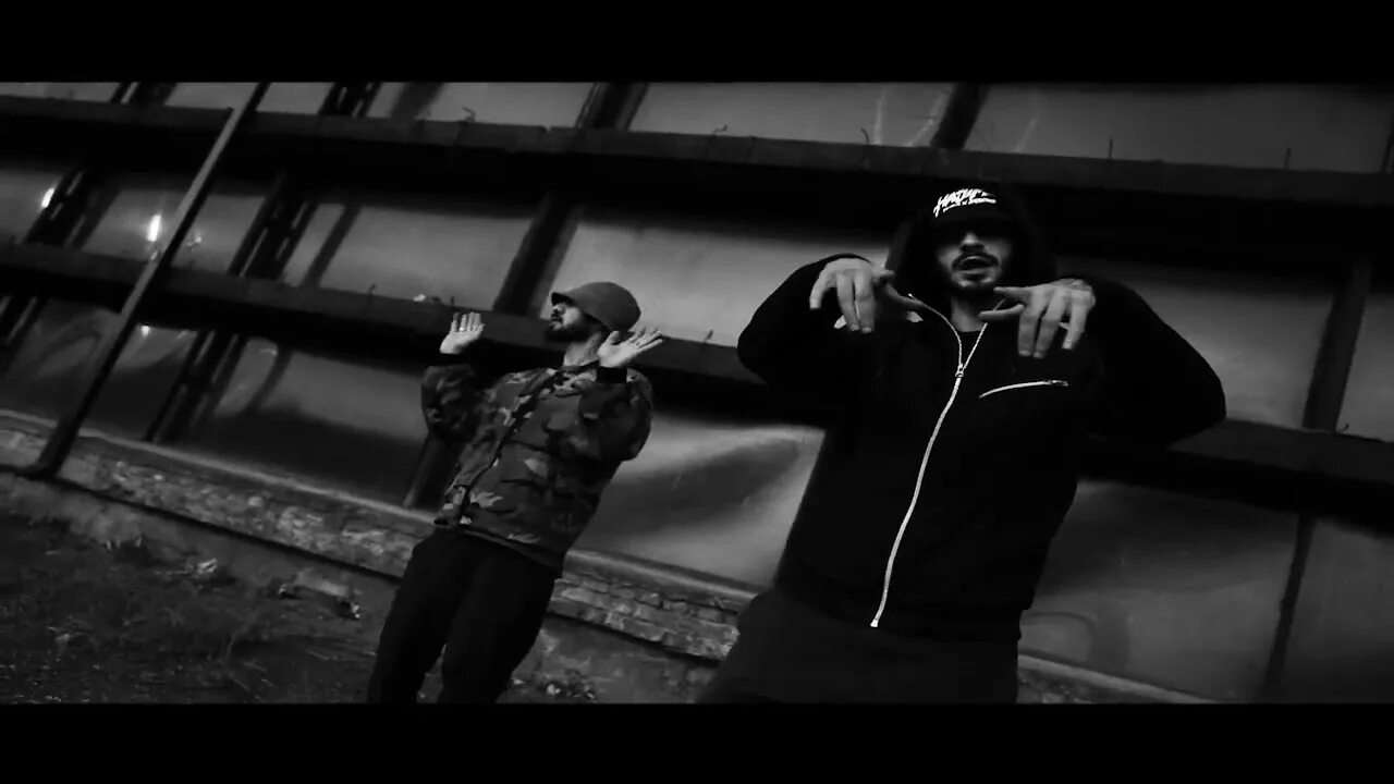 Название группы мияги и эндшпиль. Without me x miyagi двигайся. Hajime на черном фоне. Miyagi двигайся клип. Мияги песня двигайся текст.