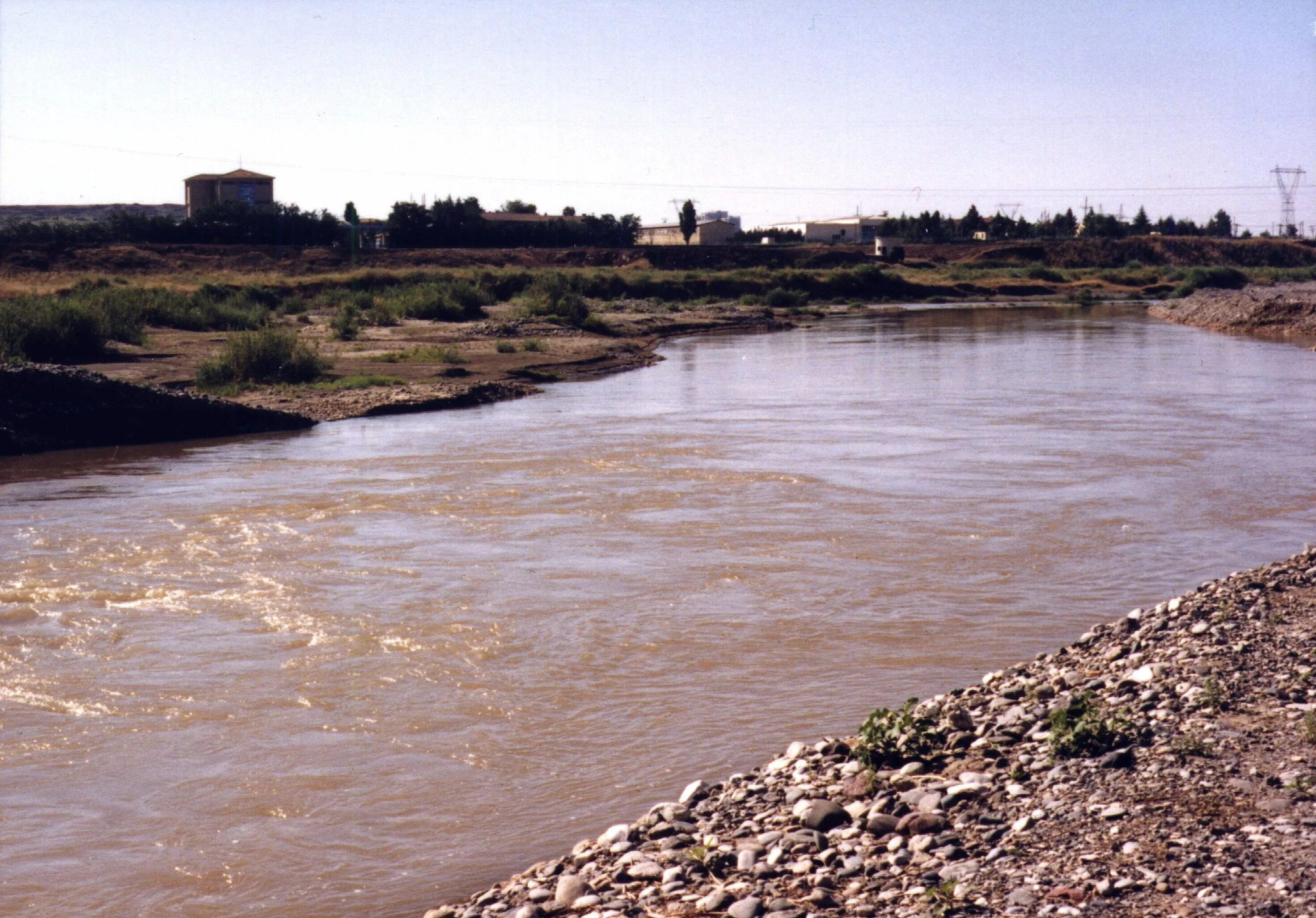 Река тигр в древнем мире. Река Тигрис и Епрат. Река Tigris. Река Евфрат. Река Евфрат пересохла.