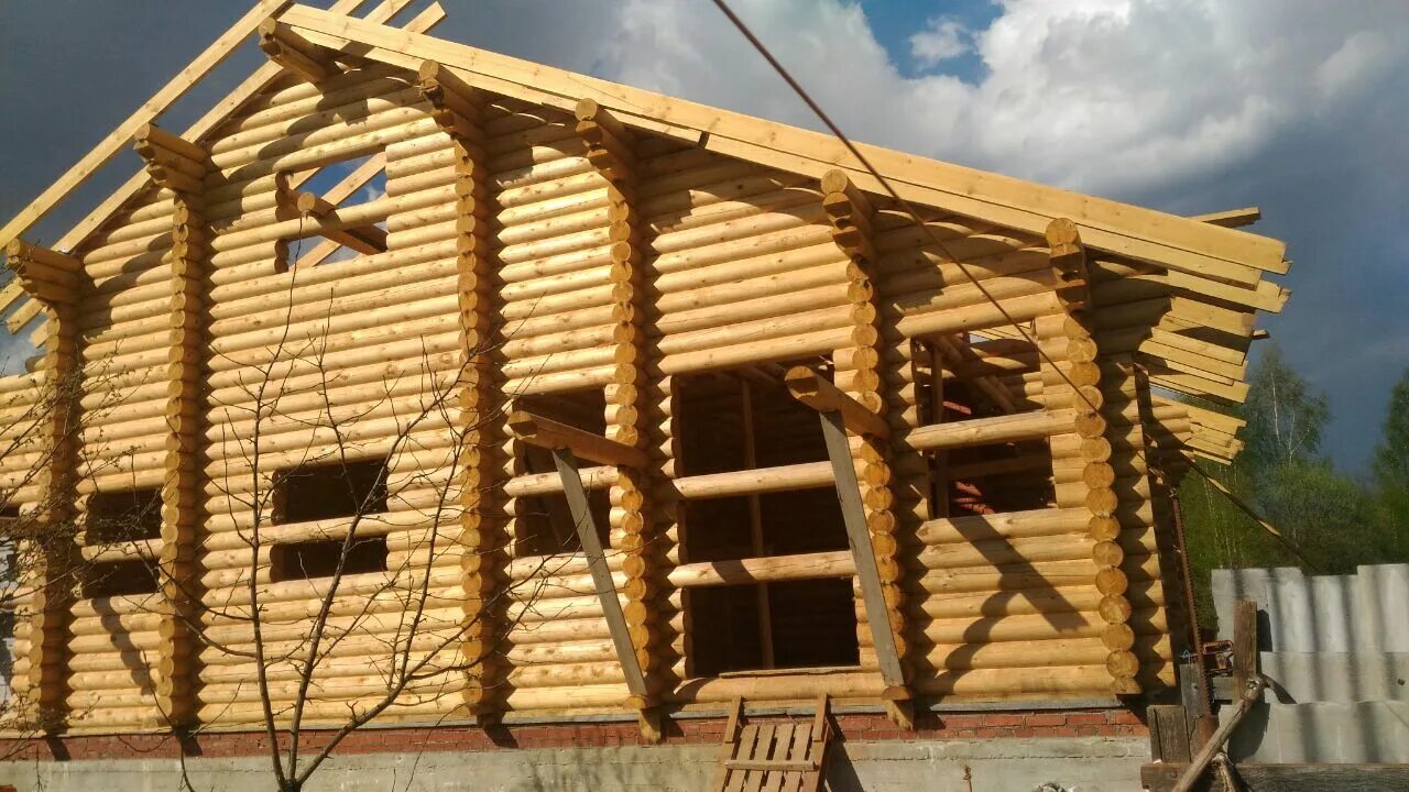 Владимирские срубы. Владимирские срубы. Сибирские деревянные дома. Бани под ключ в сургуте. Сруб буквой п.
