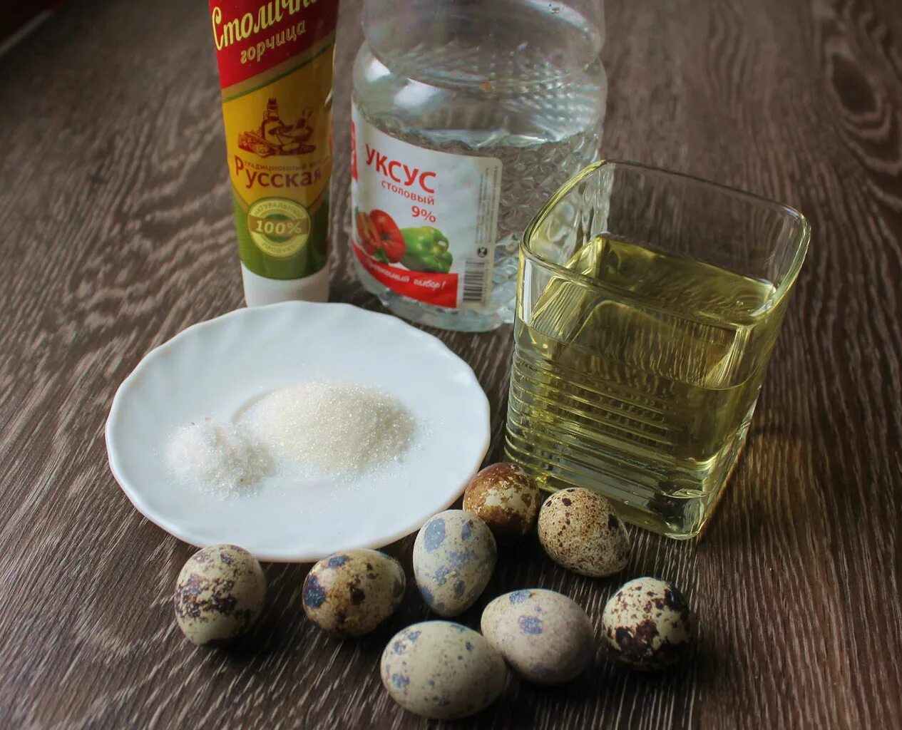 как сделать перепелиный майонез. майонез на перепелиных яйцах в домашних условиях. майонез из перепелиных яиц. взбиваем майонез из перепелиных яиц. как сделать перепелиный майонез.