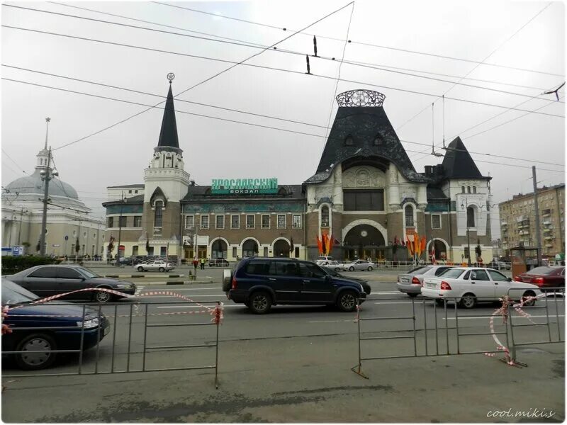 Бар три вокзала. Три вокзала. театр на площади трех вокзалов в москве. комсомольская площадь оса.