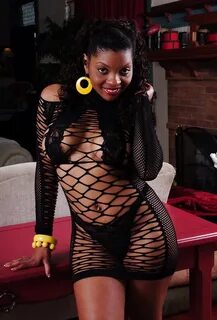 Danielle dee ebony uk pornstar - free nude pictures, naked, photos, Dee (bl...