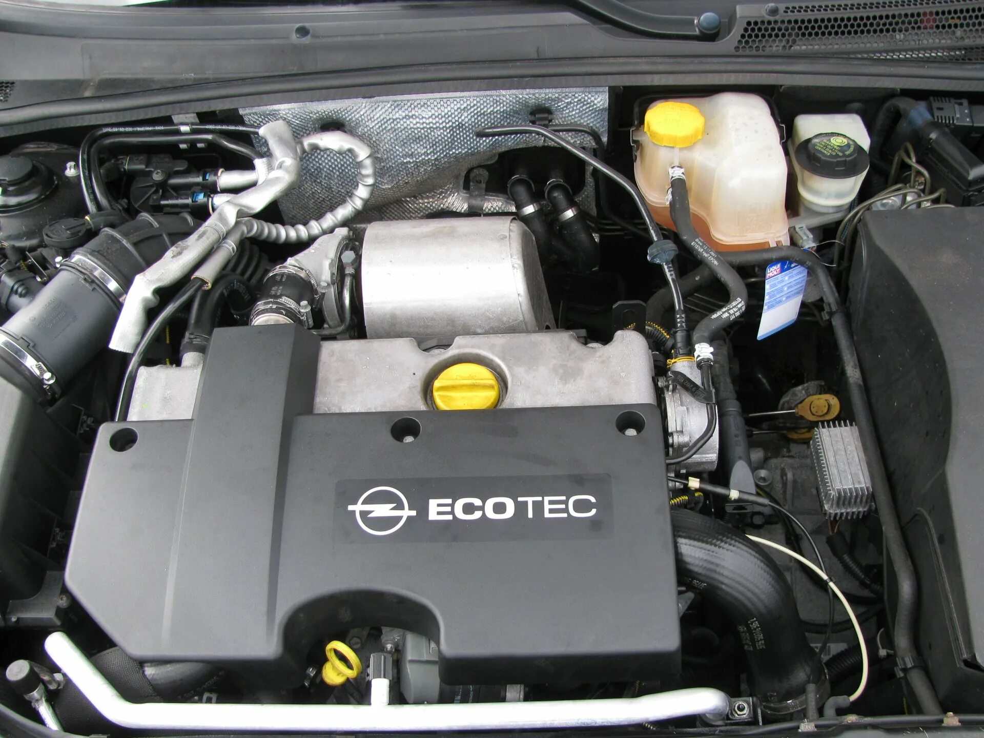 Опель вектра с не работает. Opel 2.2 DTI. Опель Вектра 2.2 бензин 2003. Опель Вектра б 2.0 дизель. Opel Vectra 2.2 DTI Motor.