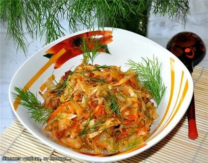 Солянка с грибами и капустой