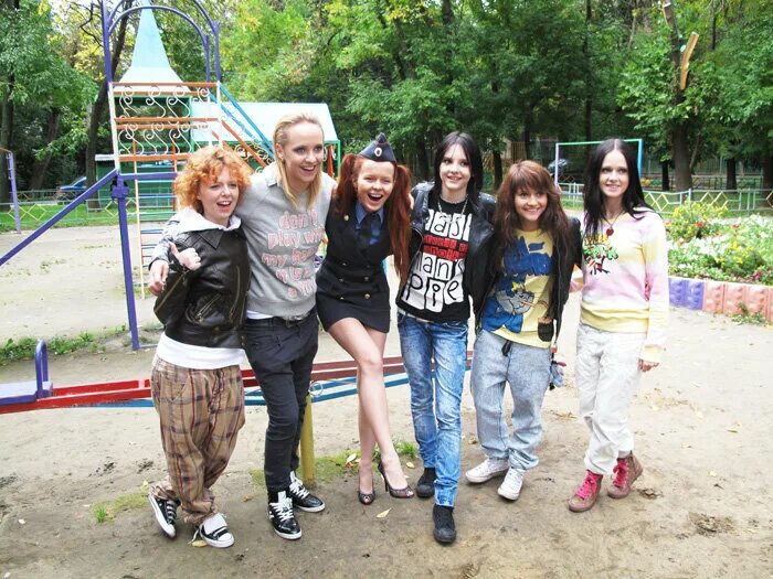 амазонки из глубинки. амазонки из глубинки фильм 2010. выпускной после 9 класса. ирина лукина тверь. амазонки из глубинки.