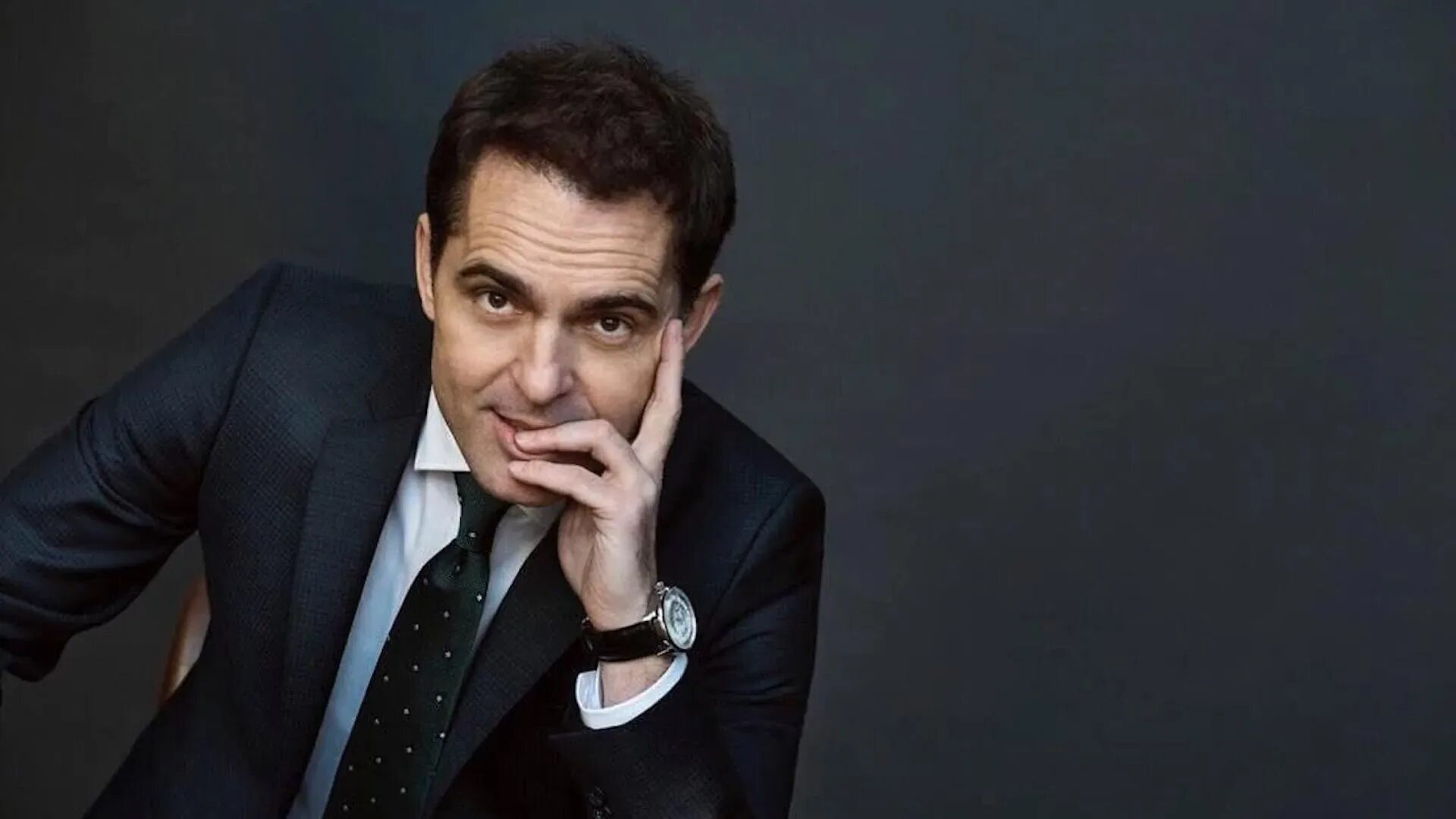 Педро алонсо берлин. Алонсо гонсалес актер. Педро алонсо. Педро гонсалес актер. Педро гонсалес актер.