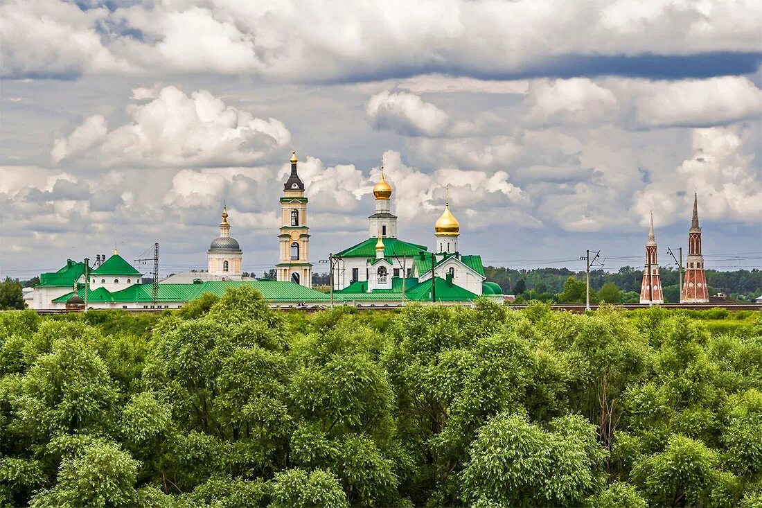 Голутвин город. Голутвин московская область. Старо голутвинский монастырь коломна. Богоявленский старо-голутвин мужской монастырь. Коломна кремль.