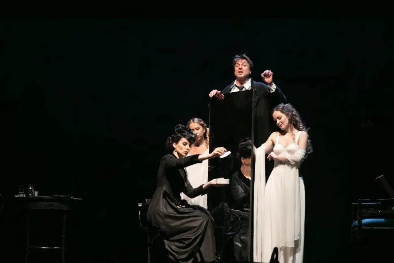 если бы знать спектакль комиссаржевской отзывы. если бы знать спектакль комиссаржевской отзывы. спектакль медведь золотая маска екатеринбург. живой товар спектакль комиссаржевской актер владимир богданов. если бы знать спектакль комиссаржевской отзывы.