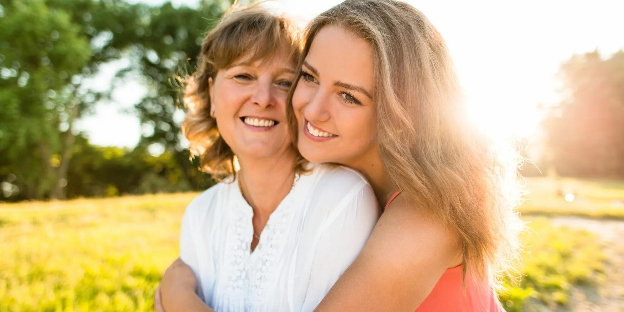 Danish mom and дочка. Мама малого. Mother a person. My mom and sister