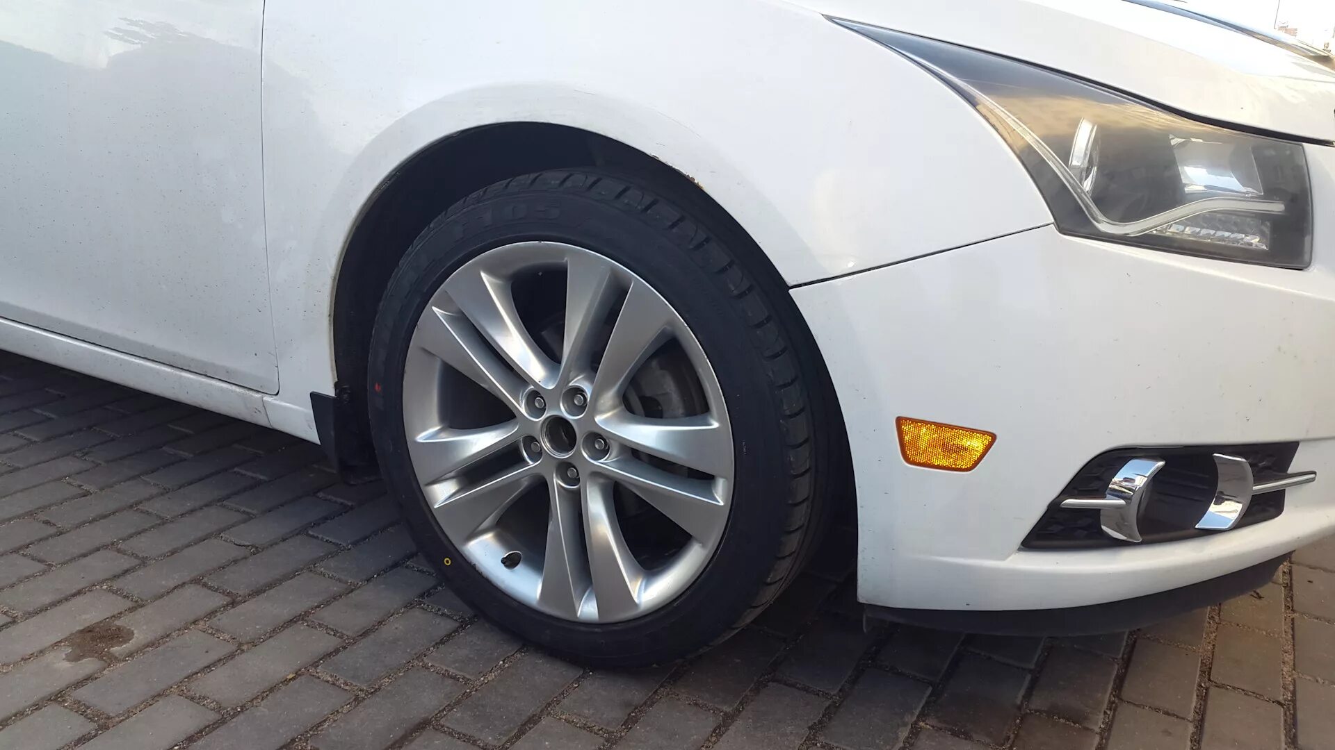 Диски r18 на Шевроле Круз. Шевроле Круз r18. 225/50 R18 Шевроле Круз. Cruze 225 45 r18. Колеса круз купить