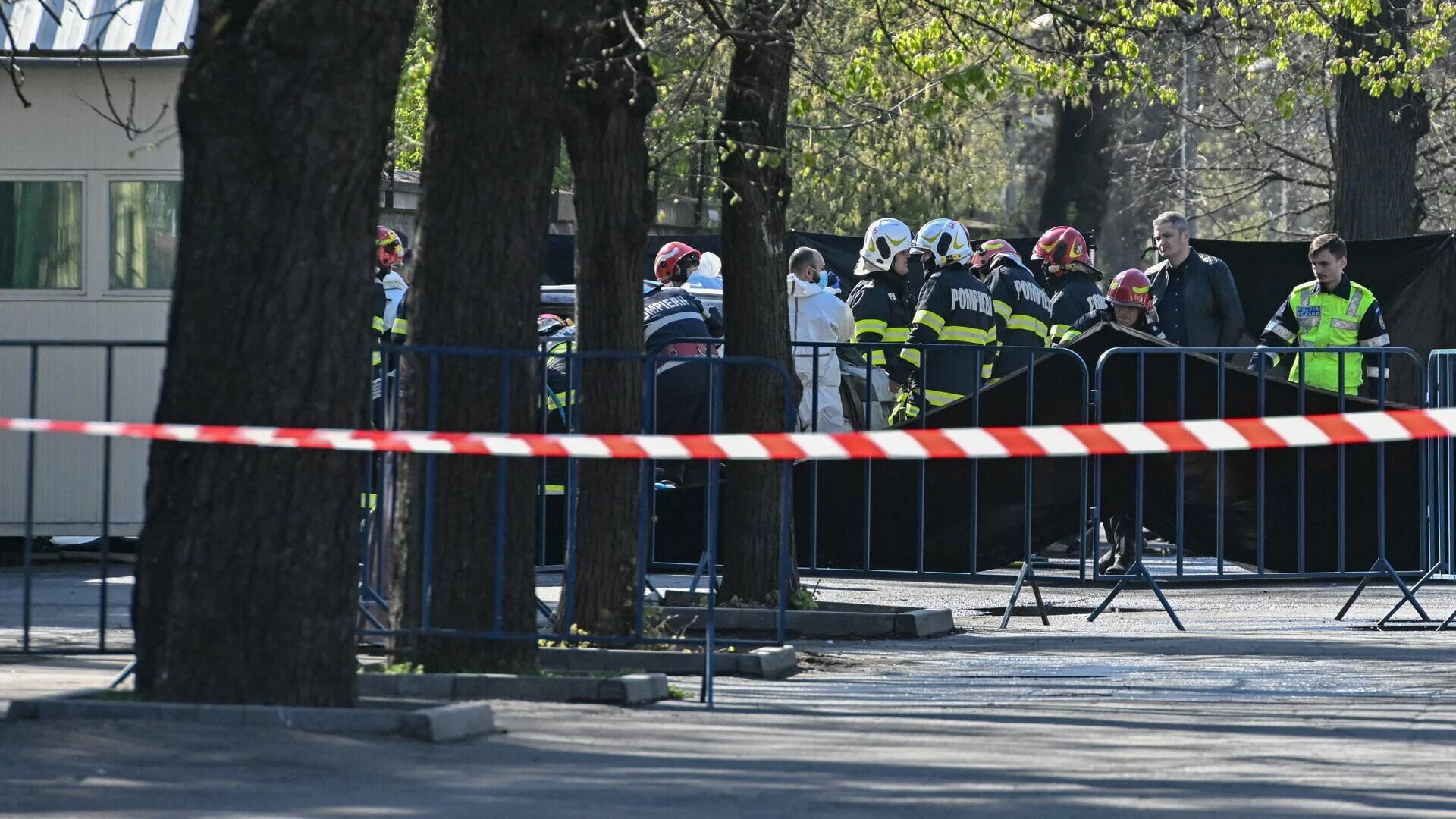 Полиция Румынии. Мемориал пожарным в Нью Йорке 11. Посольство России в Румынии. События в мире сейчас.