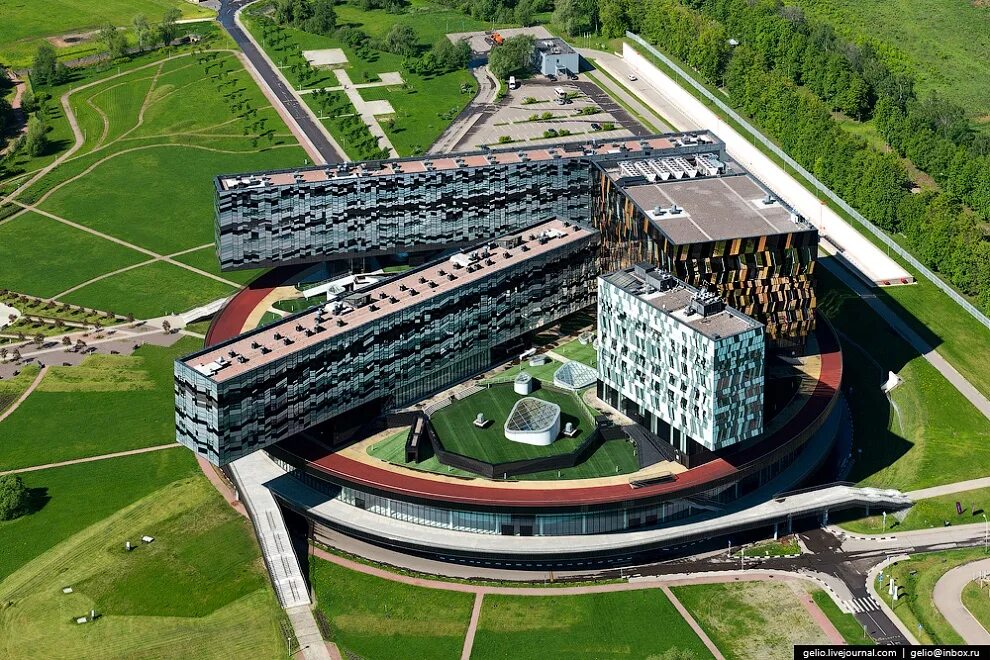 Центр инновация. Инновационный центр сколково москва. московская школа управления сколково. москва технопарк сколково. кампус московской школы управления сколково.