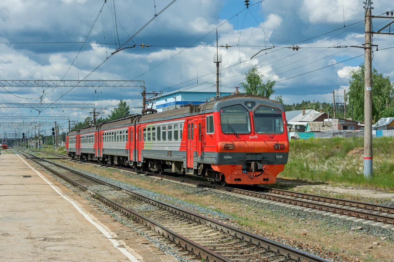 Электропоезд муром. Эд4мк 0097. Эд4 Шепси. Эд4мк 0097 станция Туапсе. Эд4м 0225.