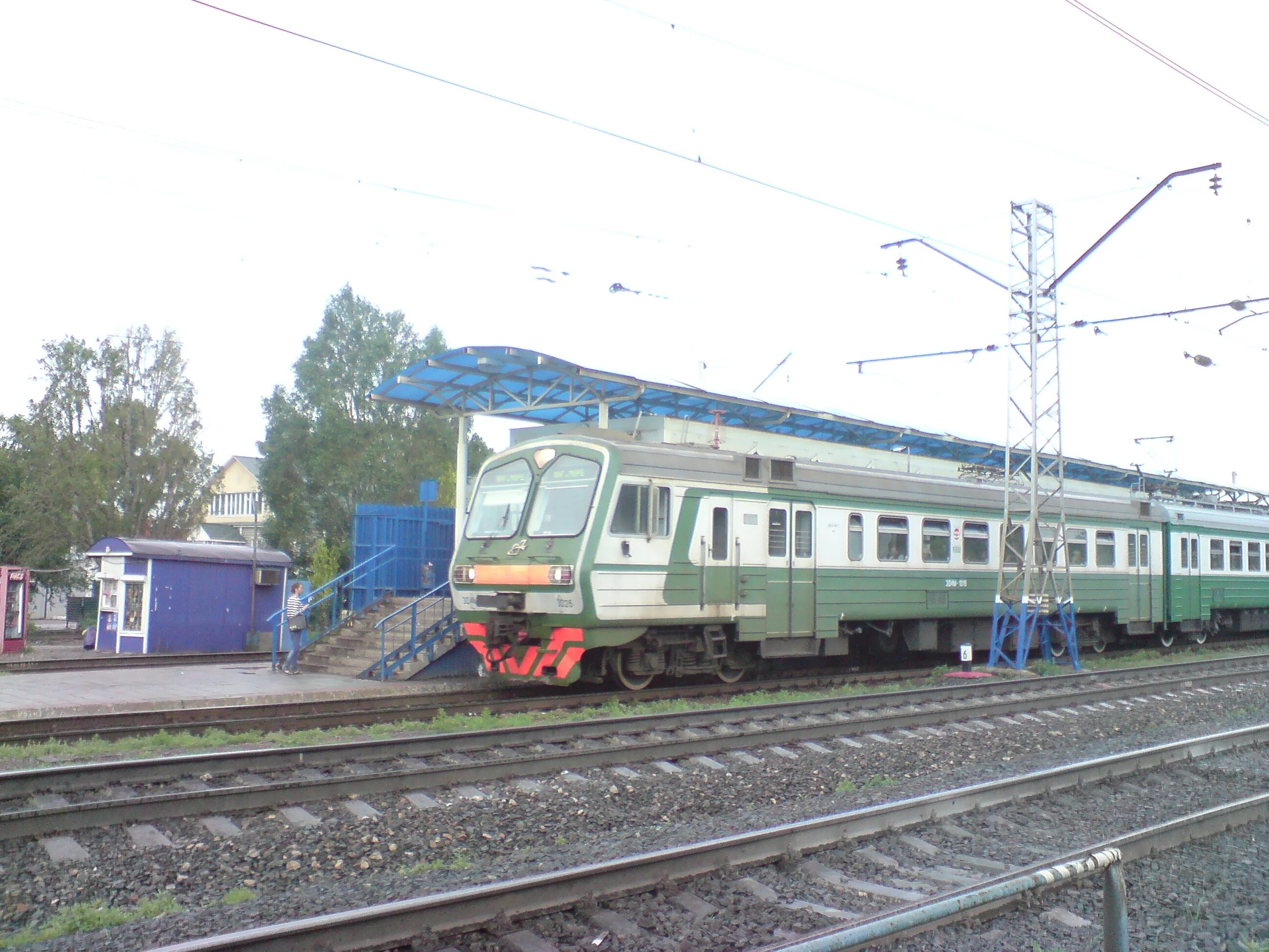 железнодорожные пути тольятти. станция киркомбинат самара. электричка на грушинский фестиваль. станция похвистнево. станция стахановская самара.