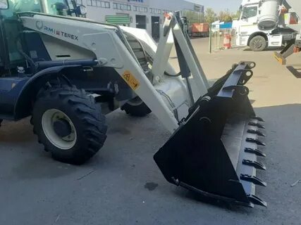 Terex 825