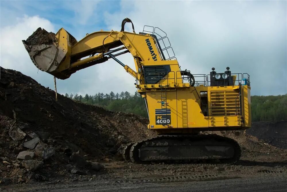 Верхний экскаватор. Komatsu pc4000-11. PC 4000 Komatsu. Komatsu pc4000-6. Komatsu PC 4000 прямая лопата.