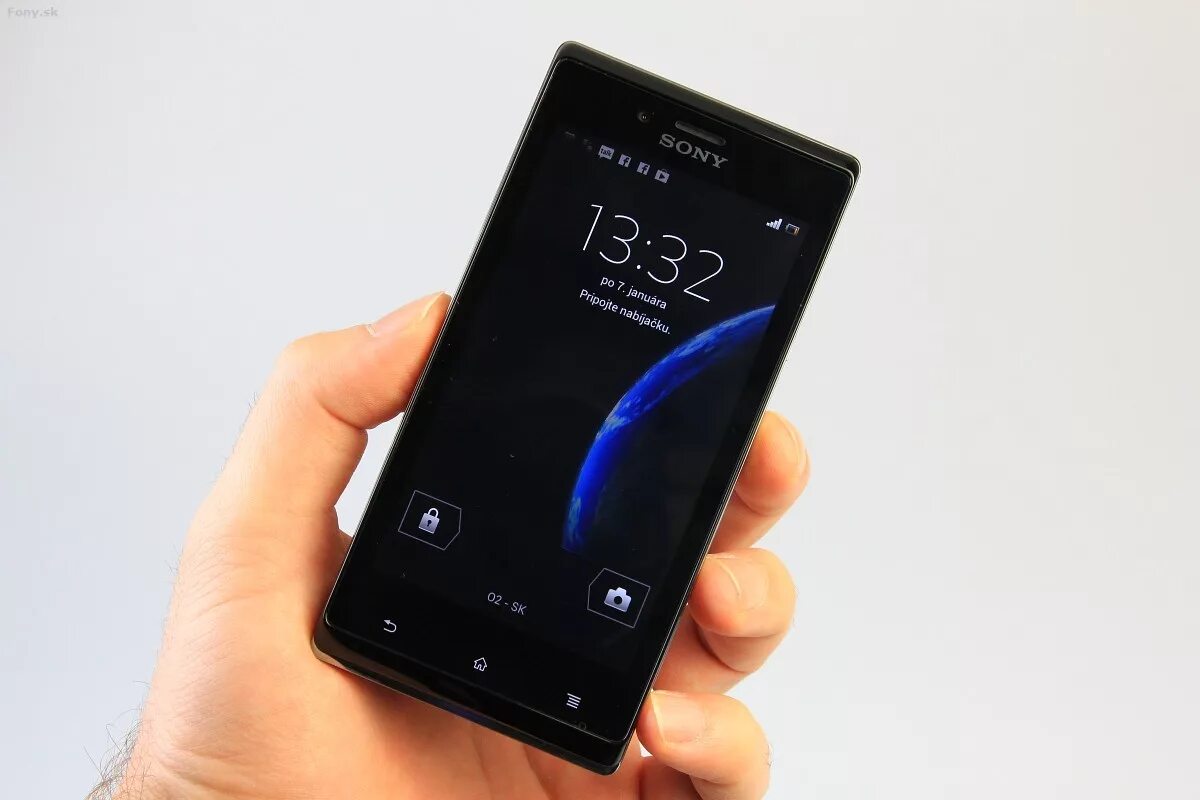 Sony Xperia j st26i. Телефон сони 2016. Sony вызов. Телефон сони звонит. Xperia j