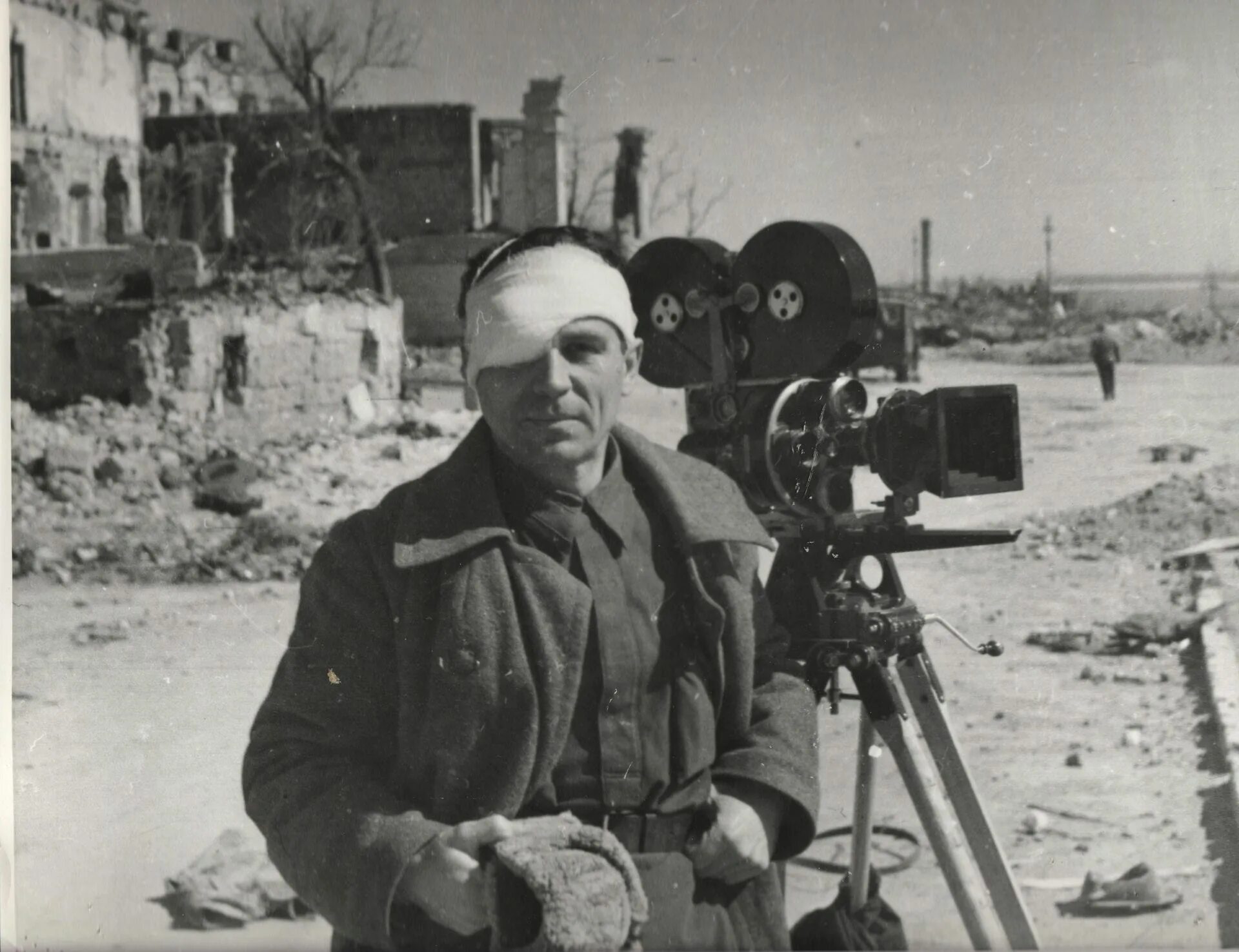 Кинохроники 1941. Кадры военной кинохроники. Кинооператоры в годы вов. Фотохроника вов 1941-1945. Кинохроники 1941.