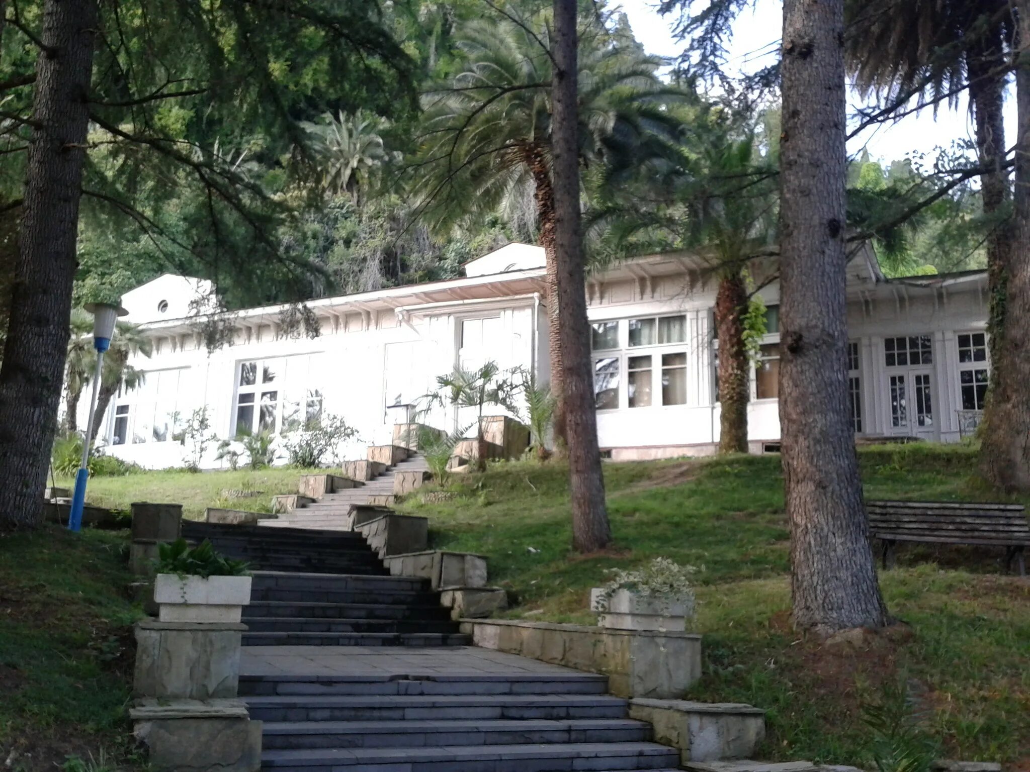 дача сталина в новом афоне абхазия. новый афон дача сталина как добраться. дача сталина в абхазии новый афон. дача сталина в абхазии новый афон. госдача новый афон.