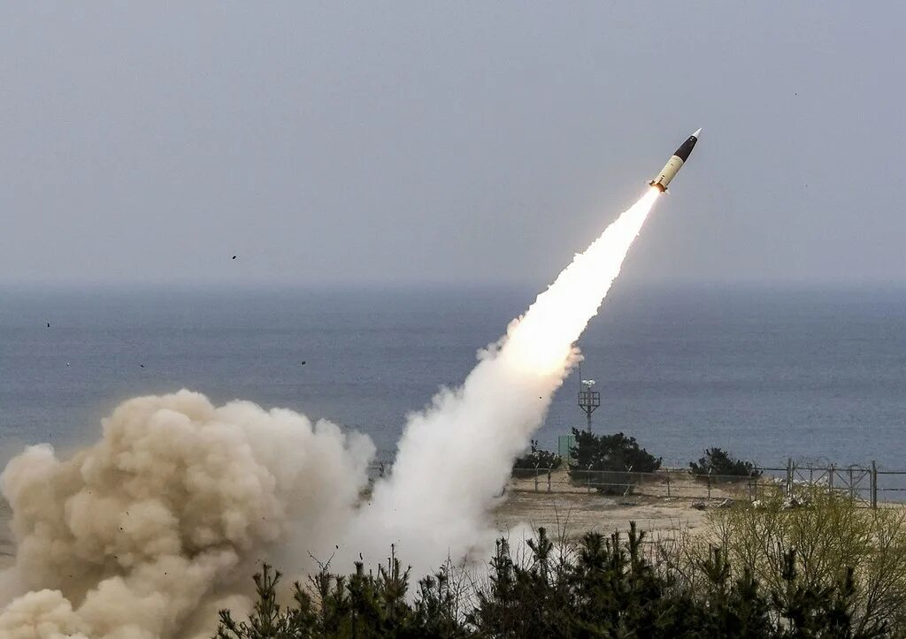 MGM-140 atacms. Ракета MGM-140 atacms. Ядерная ракета Минитмен 3. КНДР запустила баллистическую ракету в сторону японского моря.