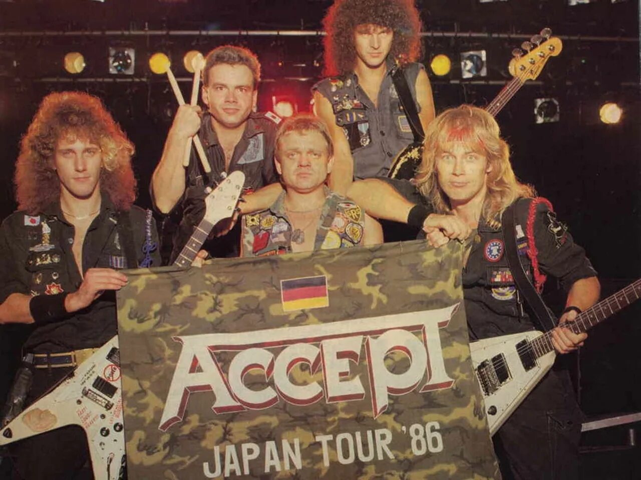 Http accept. Группа accept. Рок группа Акцепт. Группа accept 1983. Эксепт группа accept.