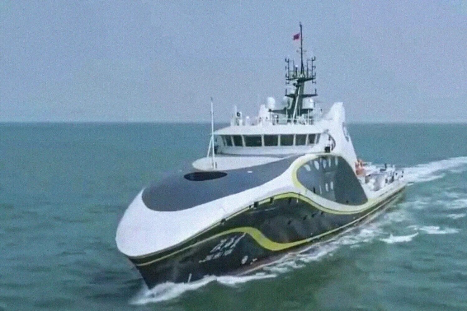 Беспилотные судна информация. Научно-исследовательское судно Zhu Hai Yun. Беспилотные корабли Китая. Автономное судно. Беспилотное воздушное судно.