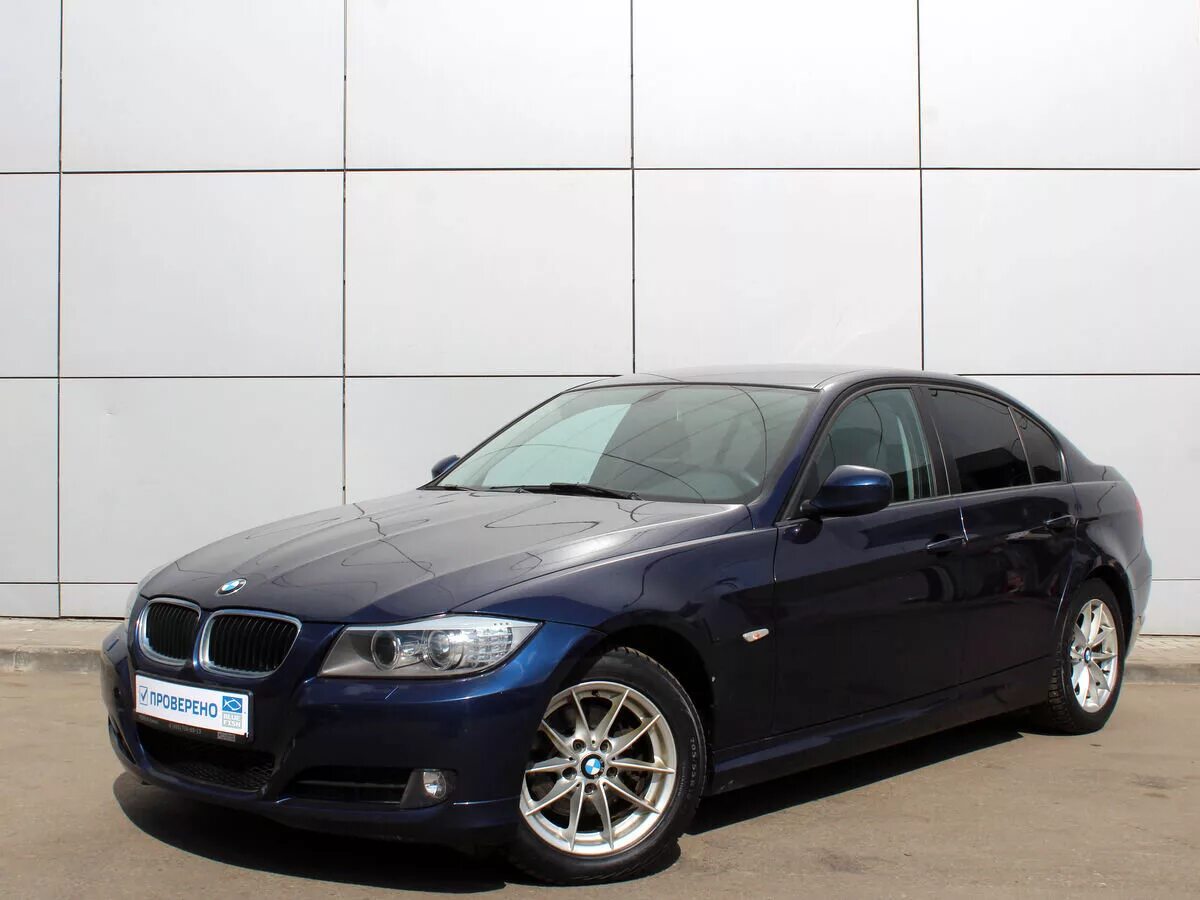 Бмв ру с пробегом. BMW 3 2011. БМВ 318 е90. BMW e90 318i. BMW 318i 2011.