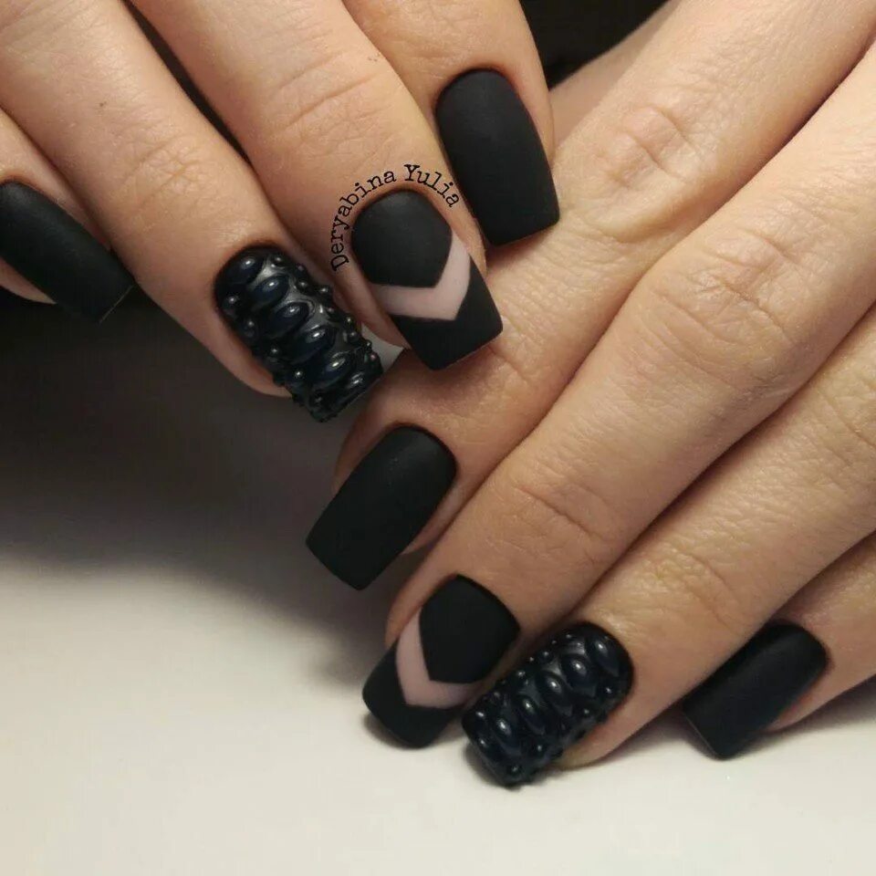 Black french. Черные ногти. Маникюр с чёрным цветом. Ногти темные. Матовые ногти.