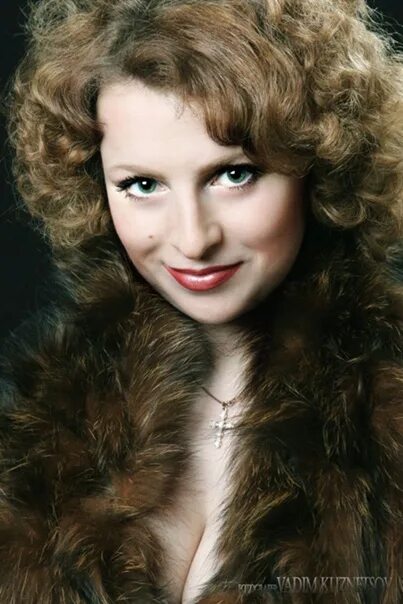 Калинка фокс косплей леди димитреску. Леди fox. Kpk parfum / lady fox 3. Кристина «kalinka fox» финк 2021. Госпожа лиса.