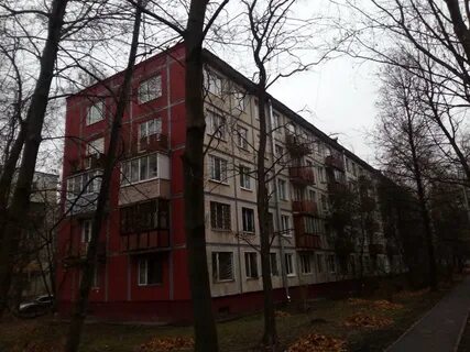 Космонавтов 29