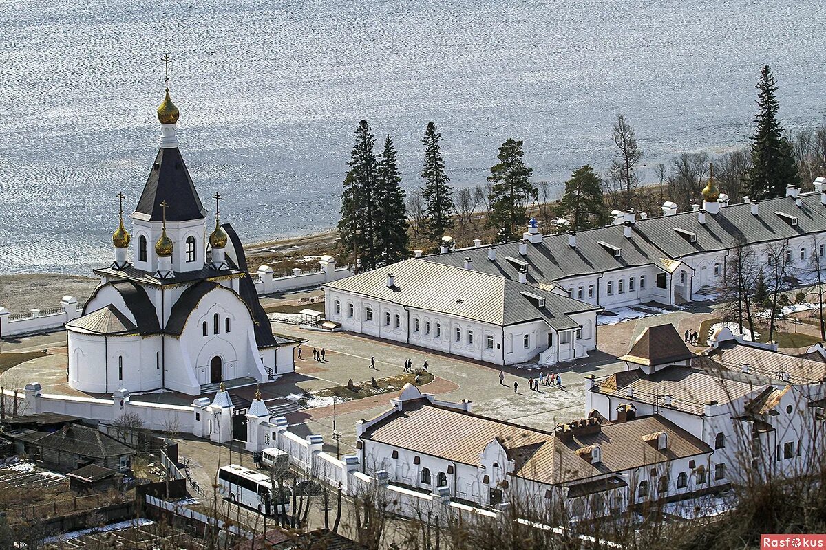 Свято-Успенский монастырь Красноярск. Успенский монастырь Красноярск. Храм мужской монастырь Красноярск. Успенского монастыря Красноярск. Успенский хаб где это