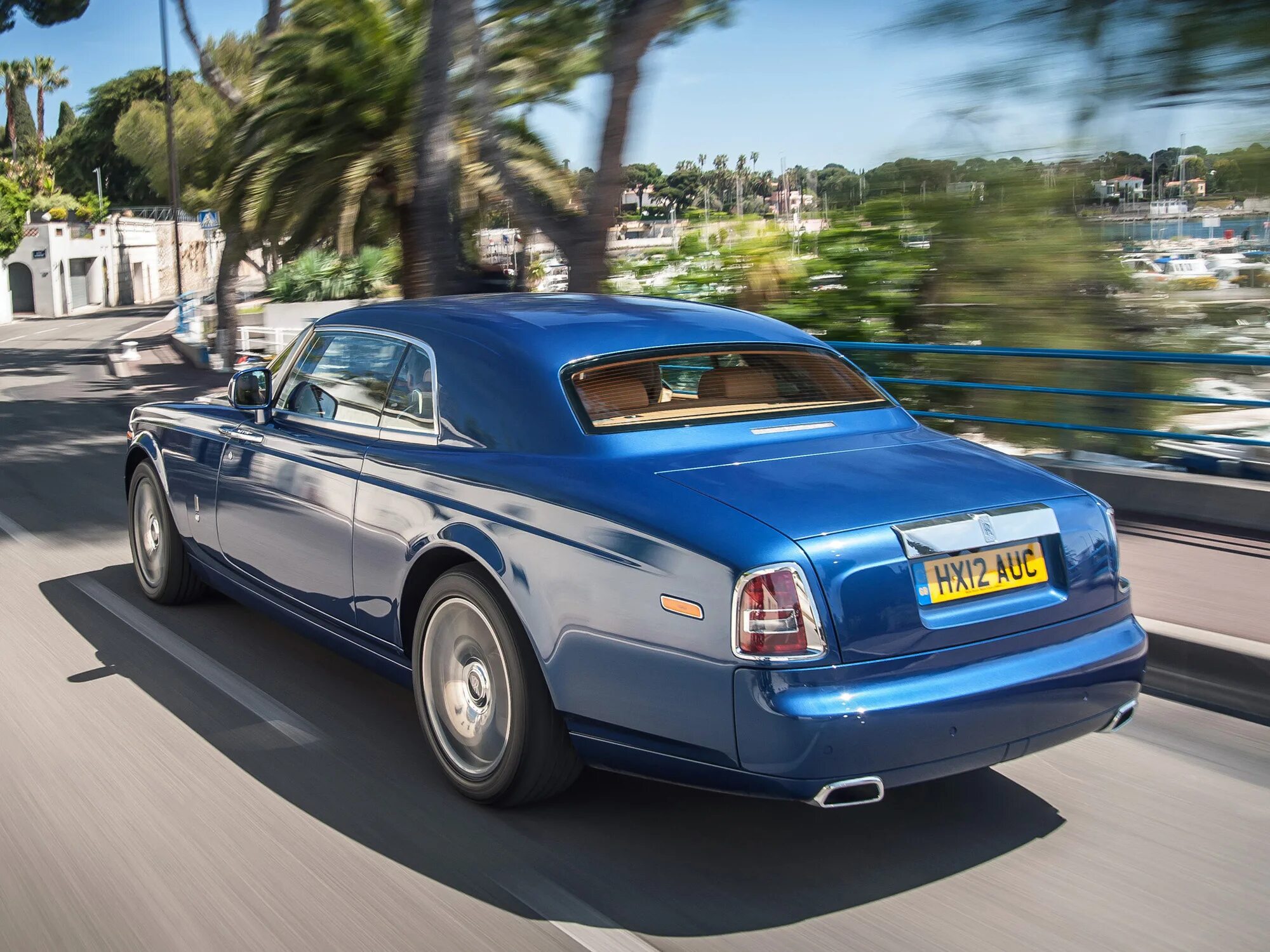 роллс купе. Rolls-royce phantom coupe 7. роллс купе. Rolls royce phantom coupe 2021. Rr phantom coupe.