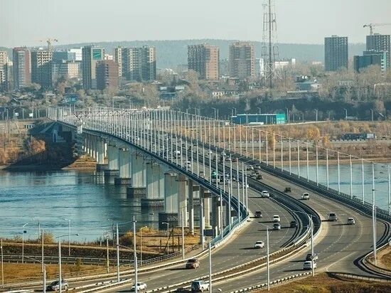 Меньше автомобилей - чище небо: из-за самоизоляции воздух в Иркутске стал свежее