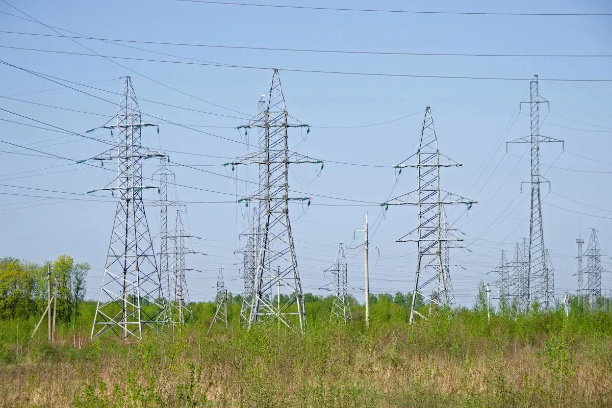 одноцепная линия электропередачи вл 35 кв. транспозиционные опоры лэп. стальные опоры лэп. железные опоры лэп. стальные опоры лэп.