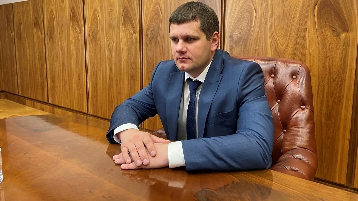Министр охраны природных ресурсов. Лебедев минприроды хакасии. лебедев министр экологии хакасии.