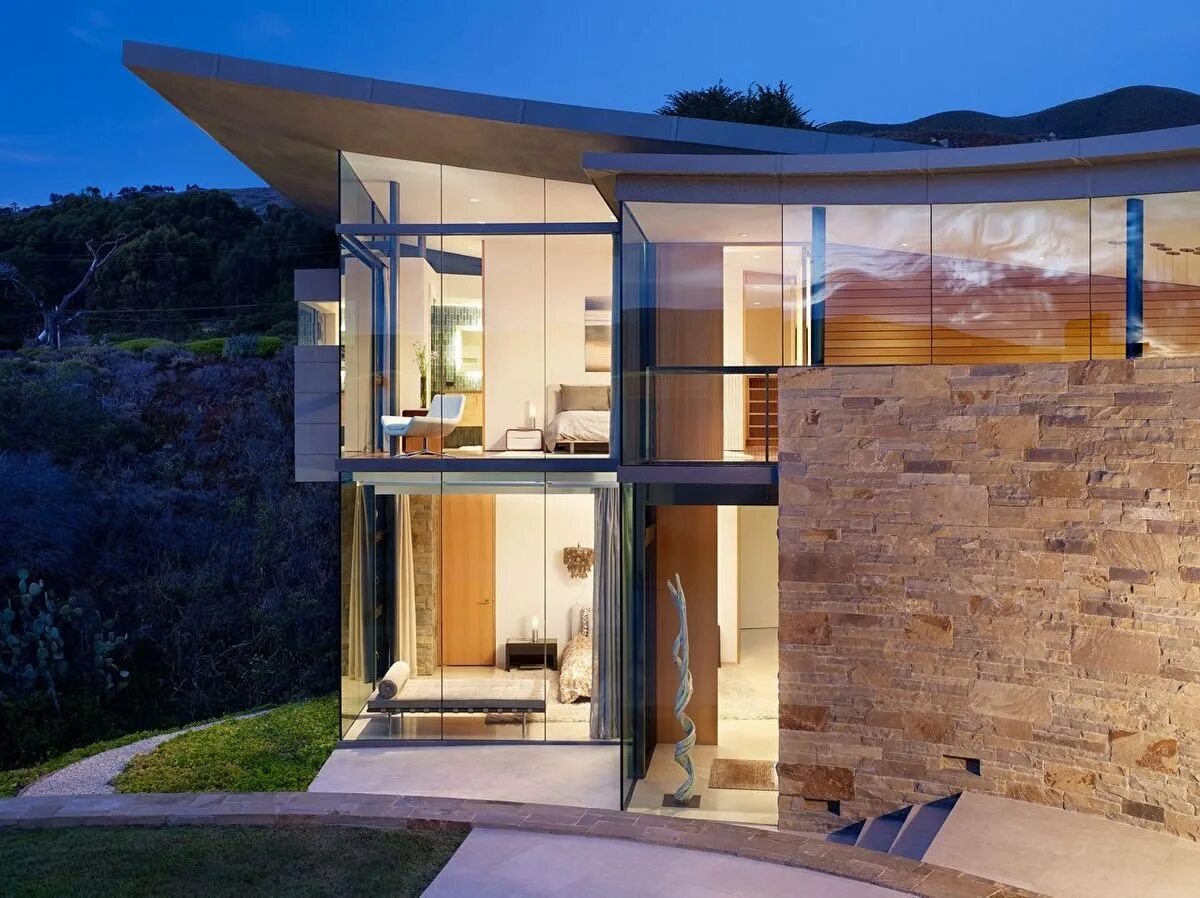 Стеклянный дом от Карло Сантамброджио. Вилла Coastlands House в Калифорнии. Дом с панорамными окнами. Дом со стеклянным фасадом. Современные скалы