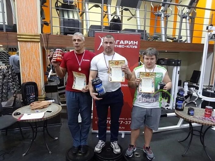 Работа в жуковском в гагарин. Гагарин фитнес жуковский. фитнес клуб гагарин жуковский. гагарин спортзал киров. тренажерный зал гагарин.
