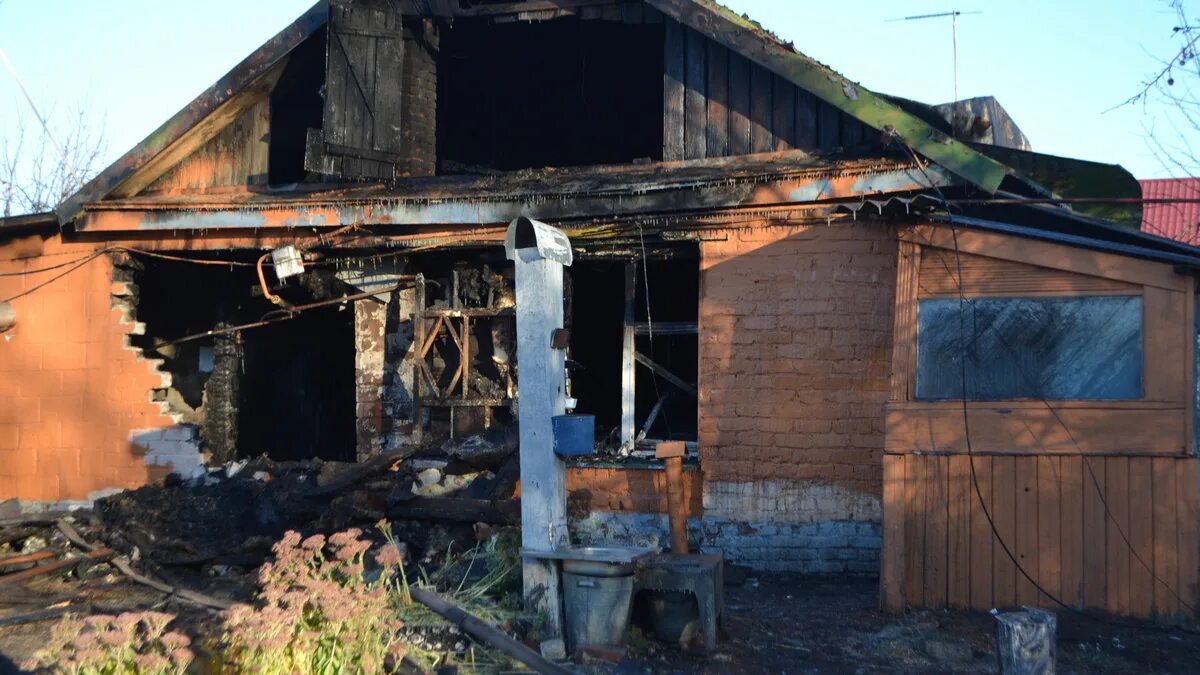 Погода в сараях рязанской области на 14. Посёлок сараи Рязанской области. Пожар в сараи Рязанской области. Пожар в р. п сараи. Район сараи в Тюмени.