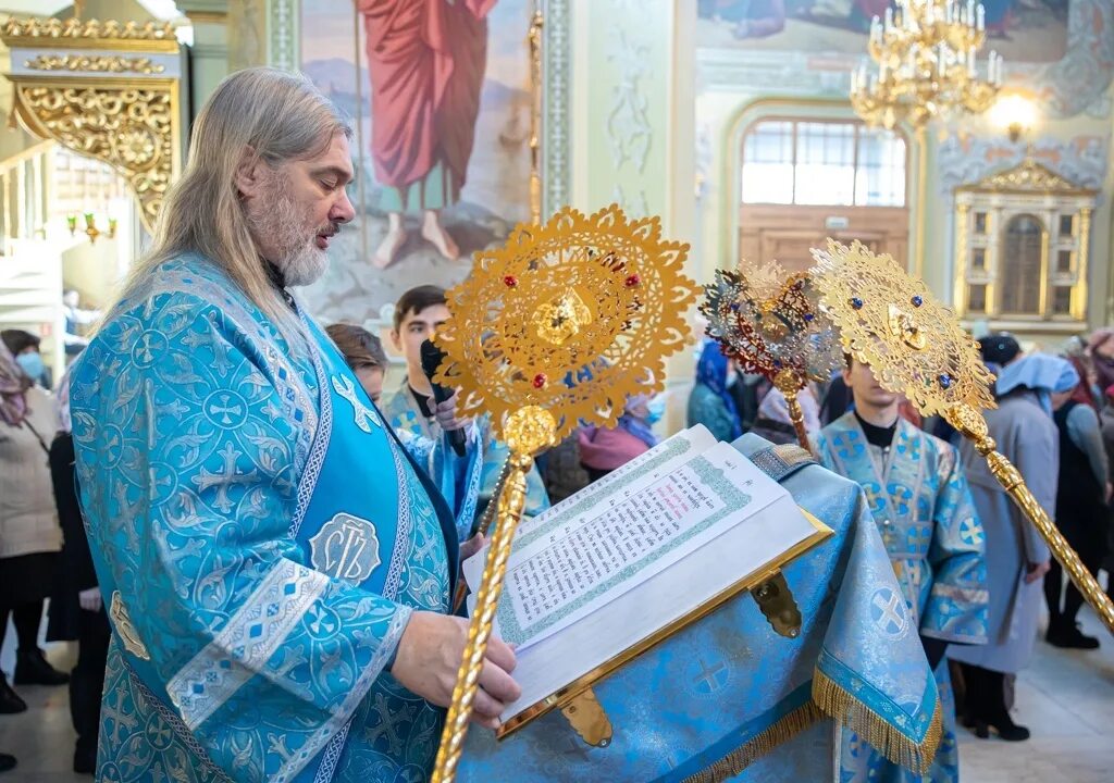 Служба на благовещение пресвятой богородицы 2024. Благовещение литургия. Литургия , на Благовещение, Пресвятой Богородицы. Облачение на Благовещение Пресвятой. Богослужение Игнатия 7.04.